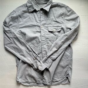 Arizona Jean Company Light Gray Button Down Shirt
